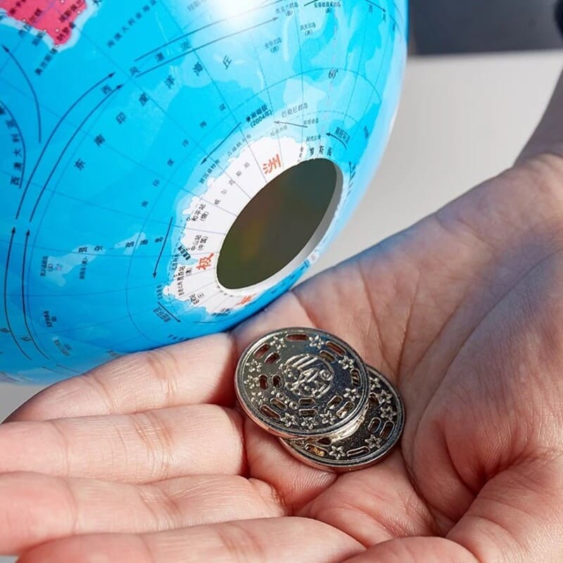 tirelire en forme de globe terrestre